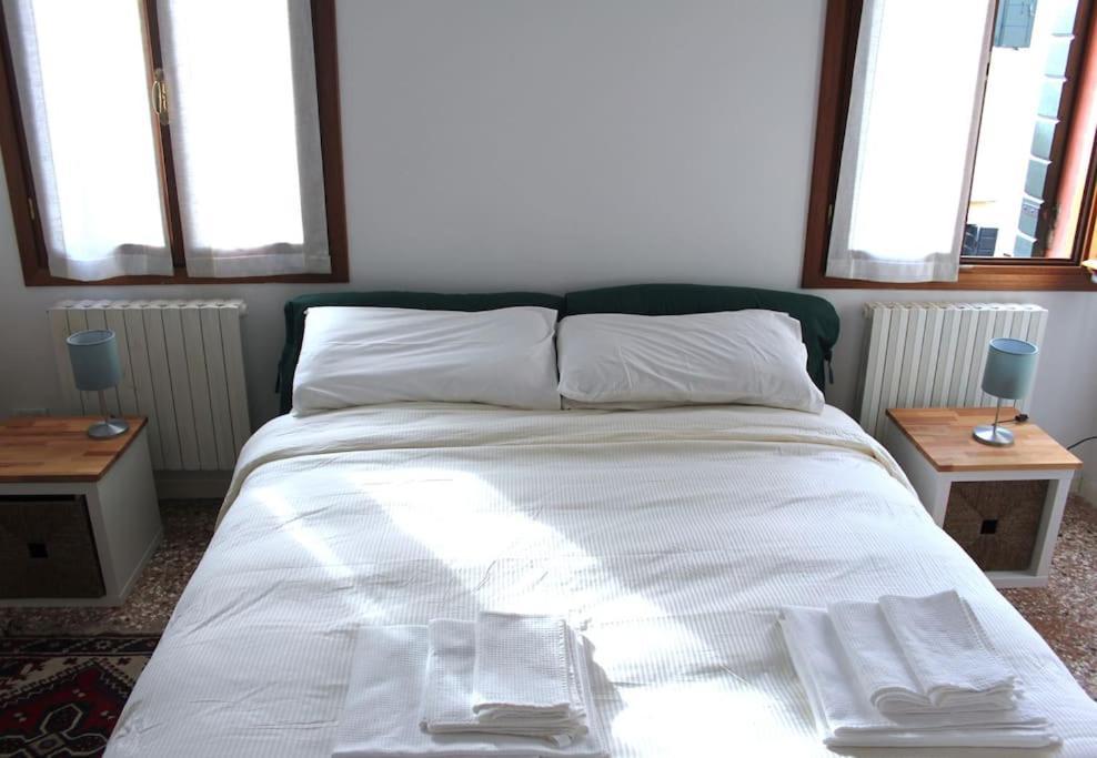 Erbe Canal View Private House Венеція Екстер'єр фото