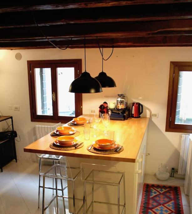 Erbe Canal View Private House Венеція Екстер'єр фото